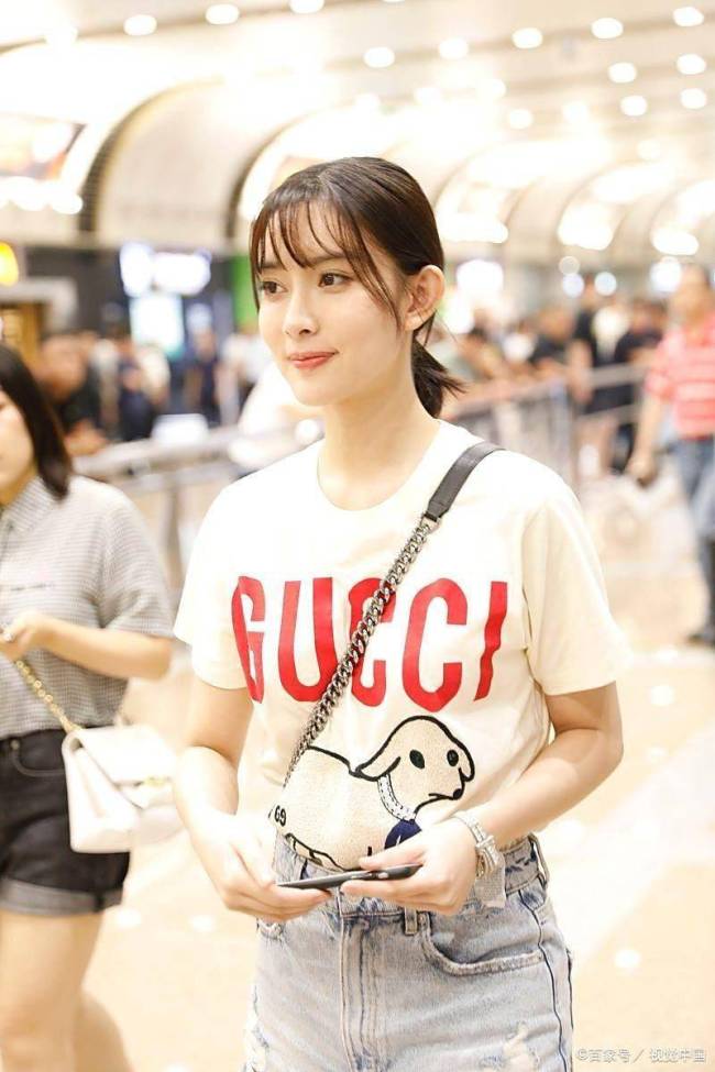 金晨 阿那亚业主松弛感 红毯上的自然美